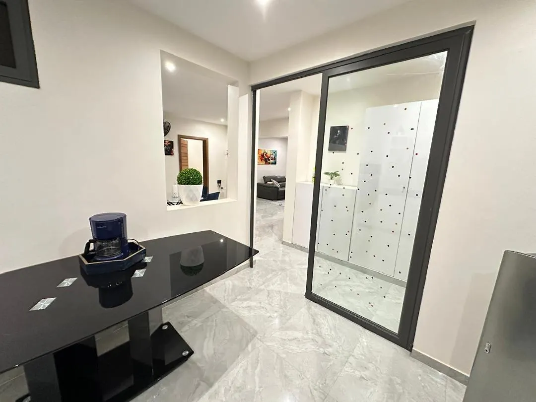 Superbe Appartement Avec Place Parking Libre Dakar