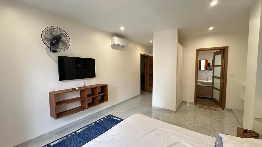 Apartment Superbe Appartement Avec Place Parking Libre Dakar