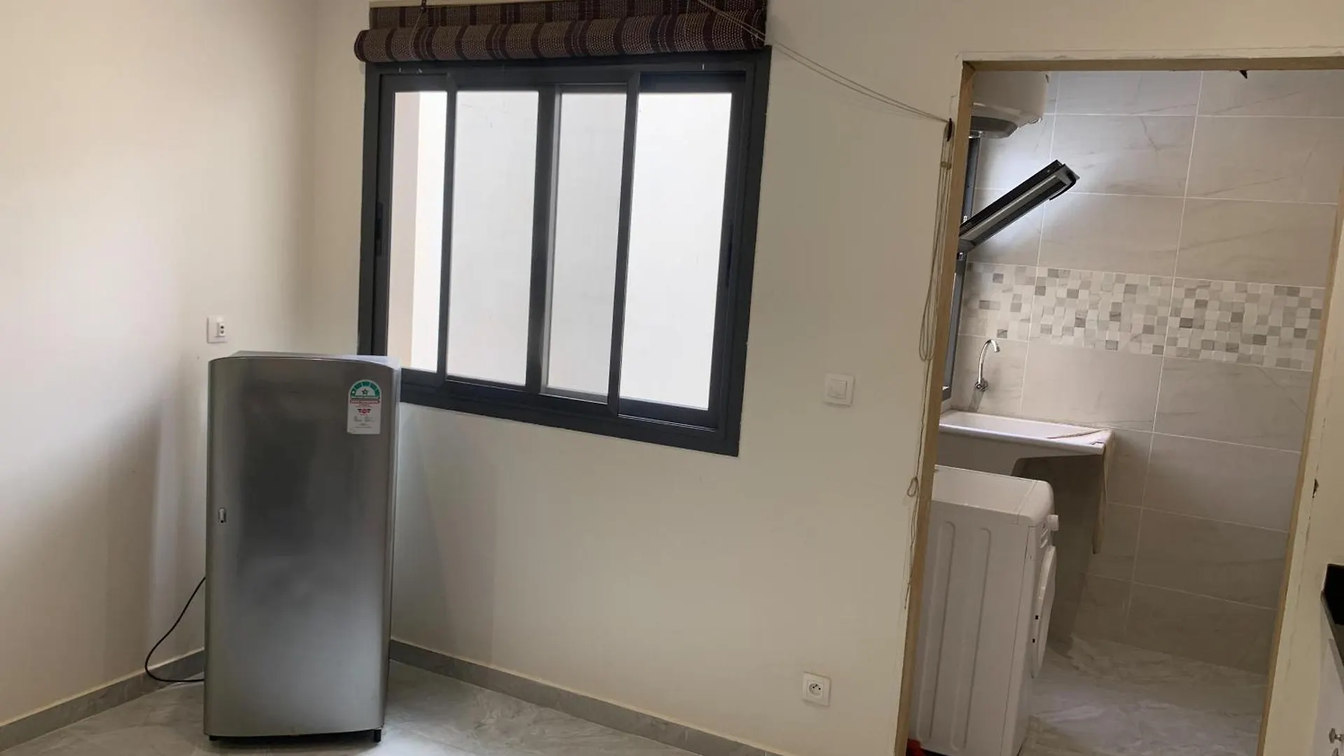 Superbe Appartement Avec Place Parking Libre Dakar 0*,  Senegal