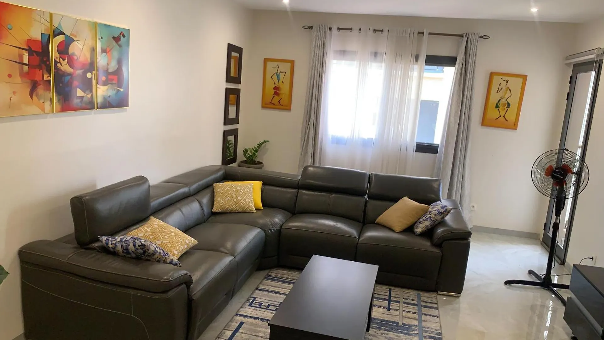 Apartment Superbe Appartement Avec Place Parking Libre Dakar
